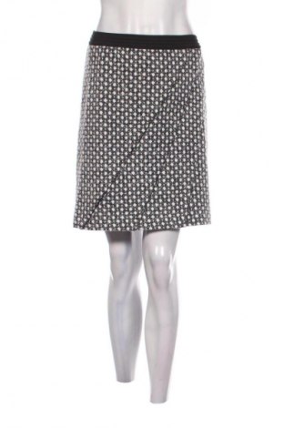 Пола Modee, Размер S, Цвят Многоцветен, Цена 4,60 €