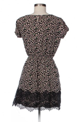 Šaty  Cropp, Velikost M, Barva Vícebarevné, Cena  59,00 Kč