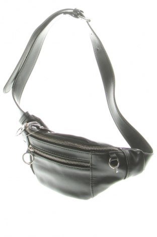 Τσάντα Bershka, Χρώμα Μαύρο, Τιμή 5,99 €