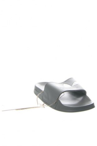 Γυναικείες παντόφλες Adidas, Μέγεθος 39, Χρώμα Γκρί, Τιμή 30,99 €