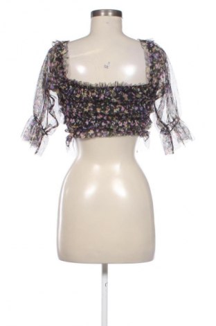 Дамска блуза Bershka, Размер XS, Цвят Многоцветен, Цена 5,11 €