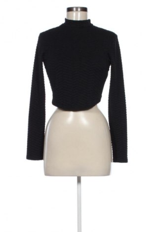 Dámská halenka Bershka, Velikost L, Barva Černá, Cena  69,00 Kč