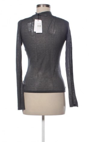 Bluză de femei Calvin Klein Jeans, Mărime S, Culoare Gri, Preț 342,99 Lei