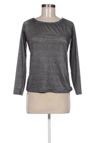 Дамска блуза Dynamite, Размер L, Цвят Сребрист, Цена 8,01 €