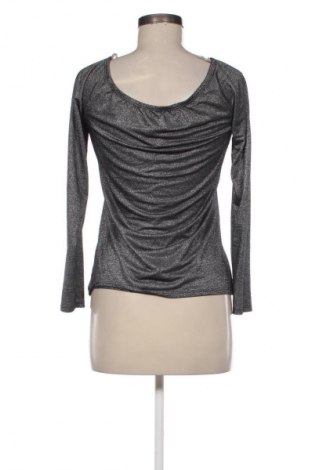 Дамска блуза Dynamite, Размер L, Цвят Сребрист, Цена 8,01 €