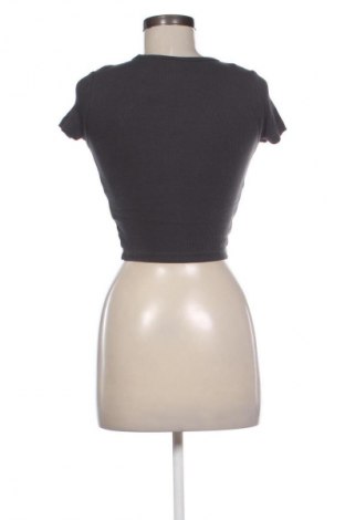 Дамска блуза H&M Divided, Размер XXS, Цвят Сив, Цена 4,60 €