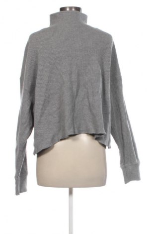 Dámská halenka Hollister, Velikost M, Barva Šedá, Cena  139,00 Kč