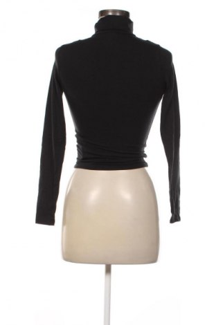 Дамска блуза Hollister, Размер XS, Цвят Черен, Цена 16,36 €