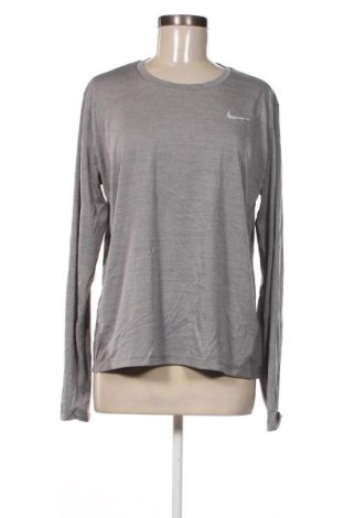 Дамска блуза Nike, Размер XL, Цвят Сив, Цена 12,78 €