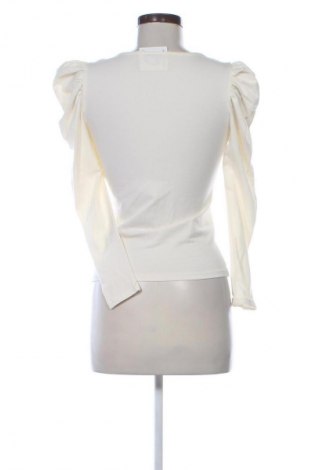 Bluzka damska ONLY, Rozmiar M, Kolor ecru, Cena 11,99 zł