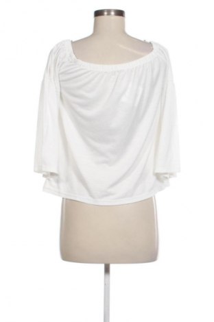 Дамска блуза Pull&Bear, Размер XS, Цвят Бял, Цена 6,64 €