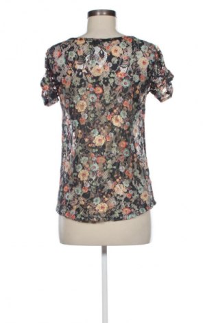 Дамска блуза Pull&Bear, Размер S, Цвят Многоцветен, Цена 7,66 €