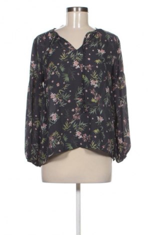 Дамска блуза Reserved, Размер XS, Цвят Многоцветен, Цена 5,11 €