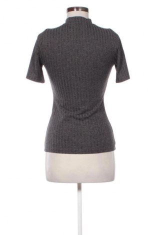 Дамска блуза Review, Размер S, Цвят Сив, Цена 10,22 €