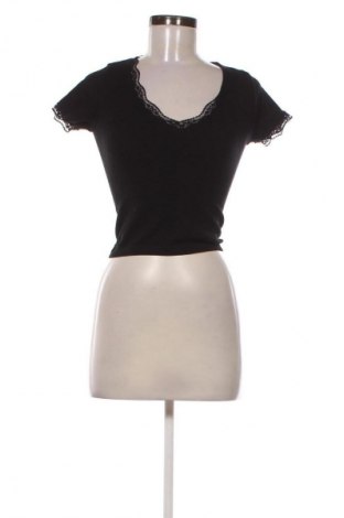 Дамска блуза Stradivarius, Размер S, Цвят Черен, Цена 6,82 €