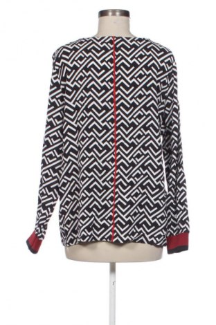 Dámská halenka Stradivarius, Velikost M, Barva Vícebarevné, Cena  139,00 Kč