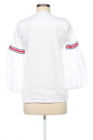 Дамска блуза Unbranded, Размер M, Цвят Бял, Цена 2,55 €