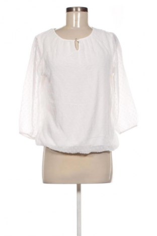 Дамска блуза Unbranded, Размер M, Цвят Бял, Цена 2,55 €