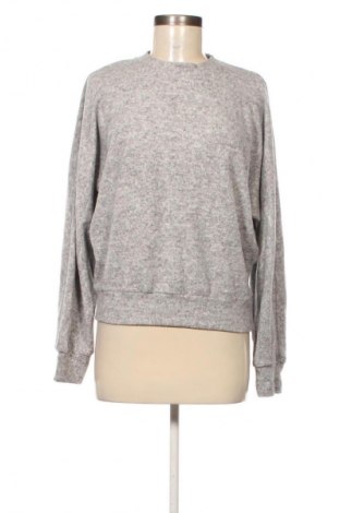 Дамска блуза Unbranded, Размер M, Цвят Сив, Цена 2,04 €