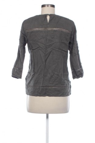 Дамска блуза Vero Moda, Размер M, Цвят Зелен, Цена 4,09 €