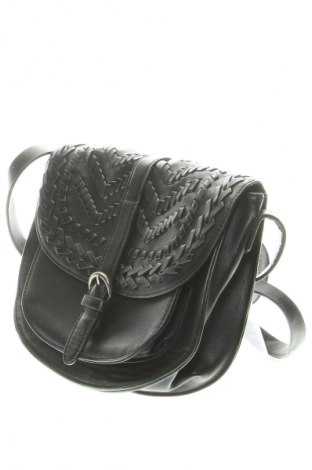 Dámská kabelka  Bershka, Barva Černá, Cena  209,00 Kč