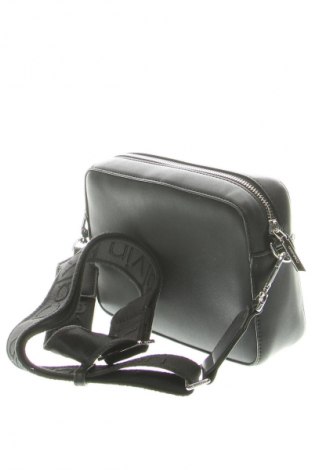 Dámská kabelka  Calvin Klein, Barva Černá, Cena  1 649,00 Kč