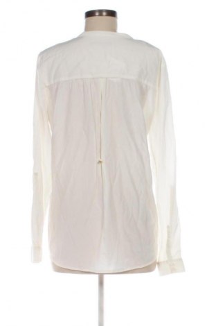 Дамска риза Bershka, Размер L, Цвят Екрю, Цена 6,13 €