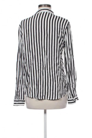 Дамска риза Cropp, Размер XL, Цвят Многоцветен, Цена 9,20 €