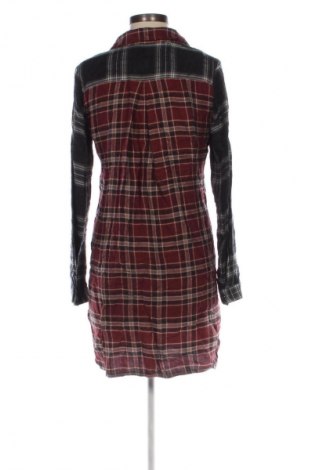 Дамска риза Geisha, Размер S, Цвят Многоцветен, Цена 10,00 €