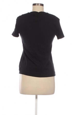 Дамска тениска Bershka, Размер XS, Цвят Черен, Цена 6,13 €