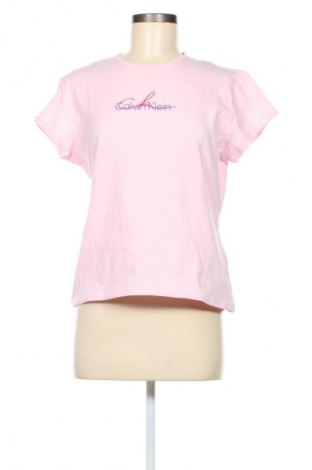 Γυναικείο t-shirt Calvin Klein, Μέγεθος L, Χρώμα Ρόζ , Τιμή 29,99 €