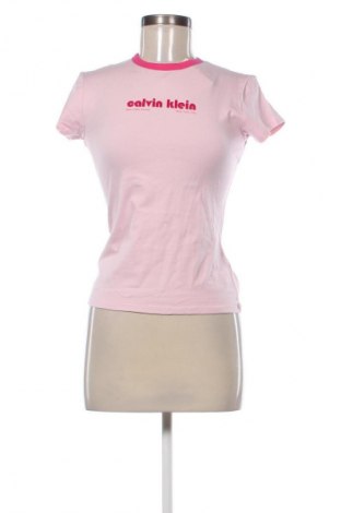 Дамска тениска Calvin Klein Jeans, Размер XS, Цвят Розов, Цена 40,90 €