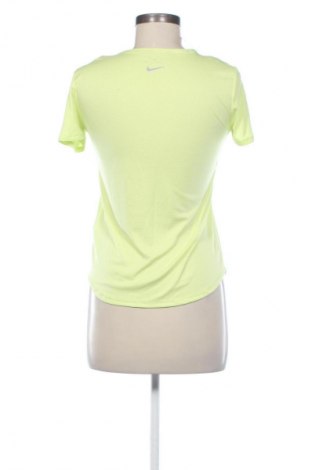 Дамска тениска Nike, Размер XS, Цвят Зелен, Цена 25,80 €
