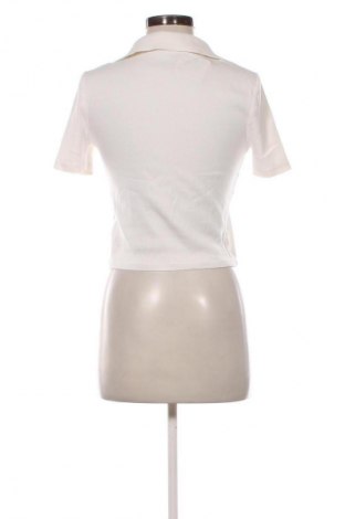 Дамска тениска Stradivarius, Размер L, Цвят Бял, Цена 5,62 €