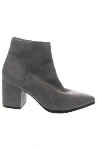 Дамски боти Aldo, Размер 37, Цвят Сив, Цена 30,49 €