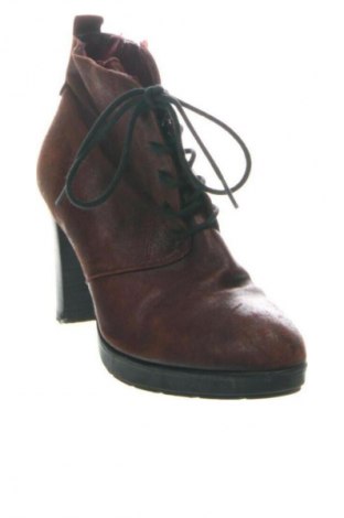 Дамски боти S.Oliver, Размер 36, Цвят Кафяв, Цена 74,13 €