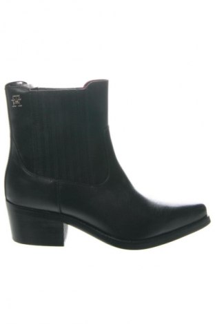 Dámské boty  Tommy Hilfiger, Velikost 38, Barva Černá, Cena  4 849,00 Kč, #135115614