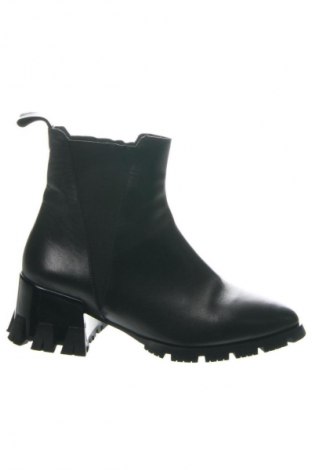 Дамски боти Unbranded, Размер 37, Цвят Черен, Цена 46,63 €