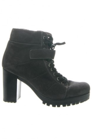 Дамски боти Unbranded, Размер 39, Цвят Сив, Цена 25,05 €