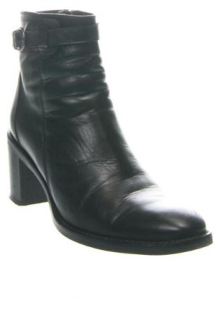 Дамски боти Unbranded, Размер 38, Цвят Черен, Цена 52,66 €