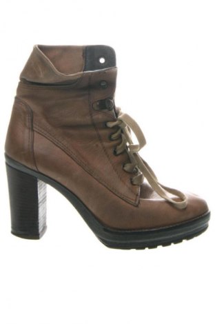 Дамски боти Unbranded, Размер 38, Цвят Кафяв, Цена 42,94 €