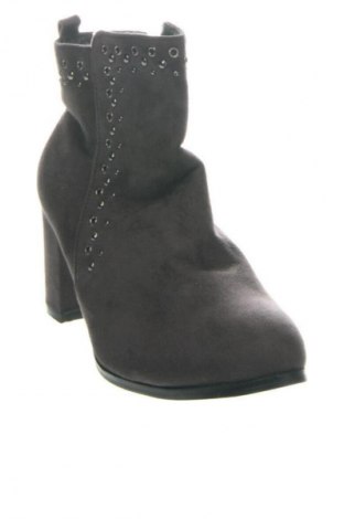 Дамски боти Unbranded, Размер 38, Цвят Сив, Цена 15,84 €