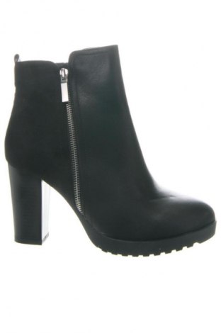 Дамски боти Unbranded, Размер 40, Цвят Черен, Цена 39,36 €