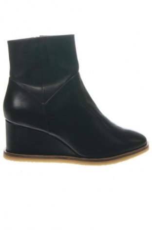 Дамски боти White Stuff, Размер 39, Цвят Черен, Цена 86,91 €