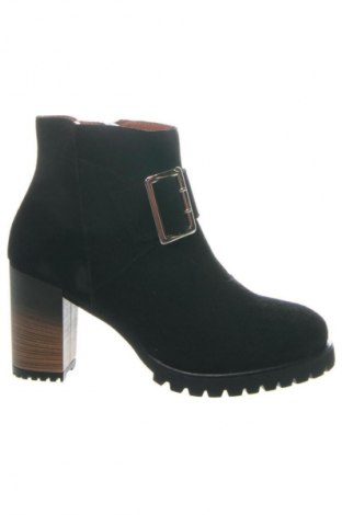 Дамски боти Wittchen, Размер 37, Цвят Черен, Цена 62,88 €