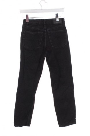 Dámské džíny  Bershka, Velikost XS, Barva Černá, Cena  89,00 Kč