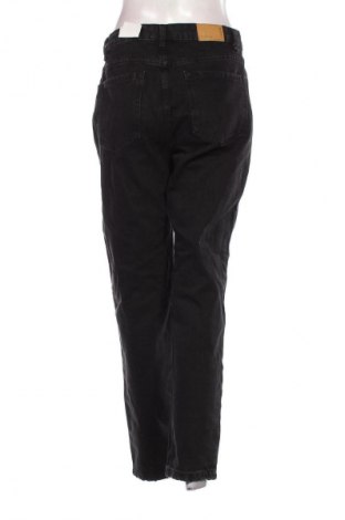 Γυναικείο Τζίν Bershka, Μέγεθος M, Χρώμα Μαύρο, Τιμή 17,99 €