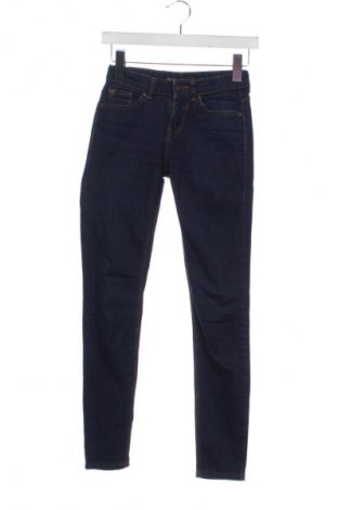 Blugi de femei Bershka, Mărime XXS, Culoare Albastru, Preț 78,99 Lei