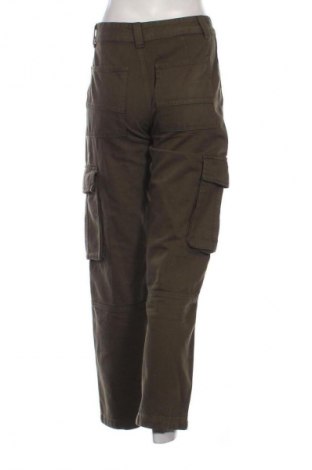 Дамски дънки Bershka, Размер S, Цвят Зелен, Цена 16,00 €