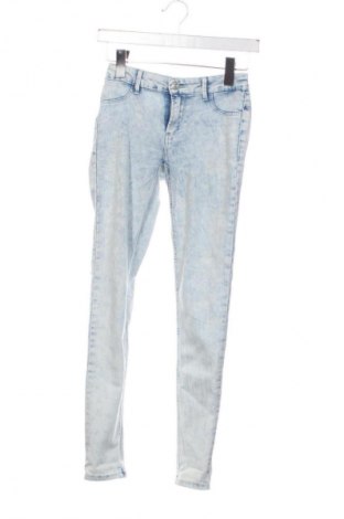 Дамски дънки Bershka, Размер S, Цвят Син, Цена 15,33 €